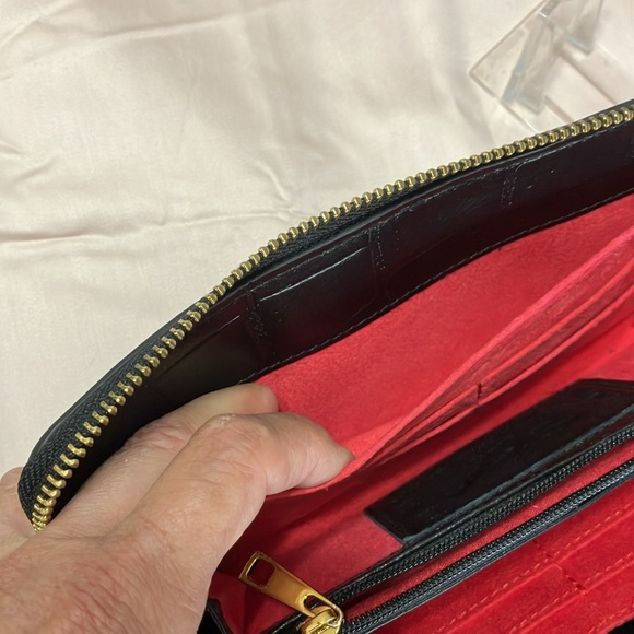 Sharif black leather zip around legacy wallet - Picture 7 of 9